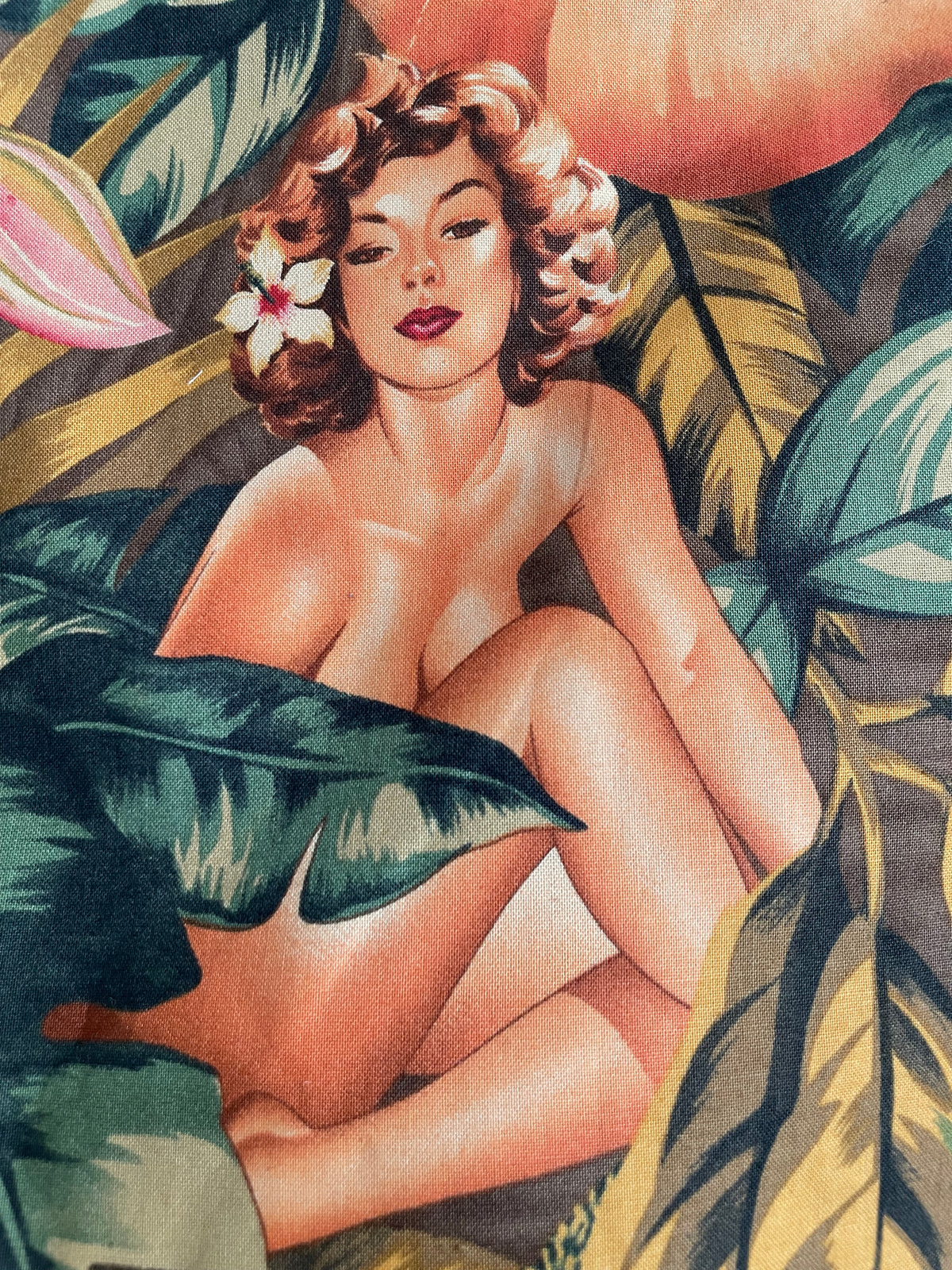 Close-up of the tropical pin-up novelty print fabric on the reversible tote